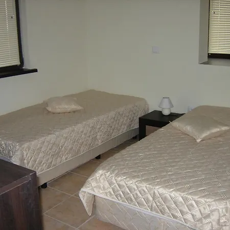 Velika Garden Villas Lozenets