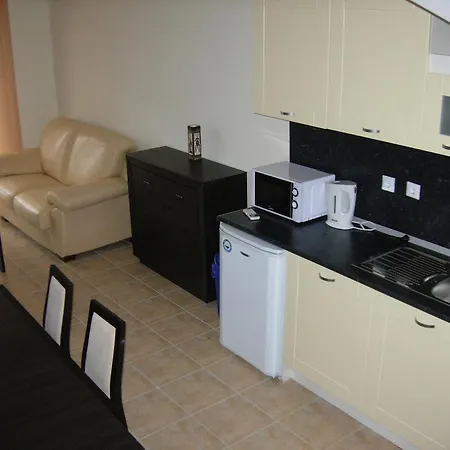 Velika Garden Villas Lozenets